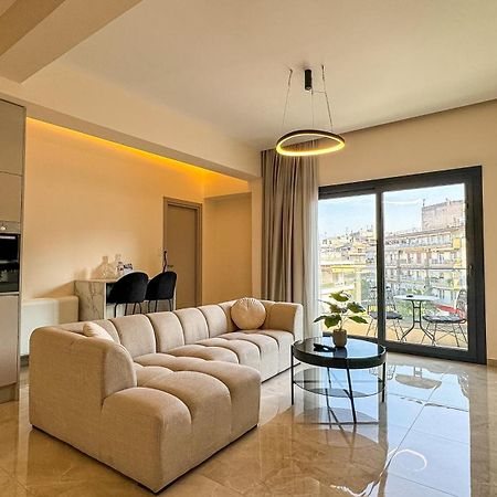 Villa 8 By Proliving Hospitality เทสซาโลนิกิ ภายนอก รูปภาพ