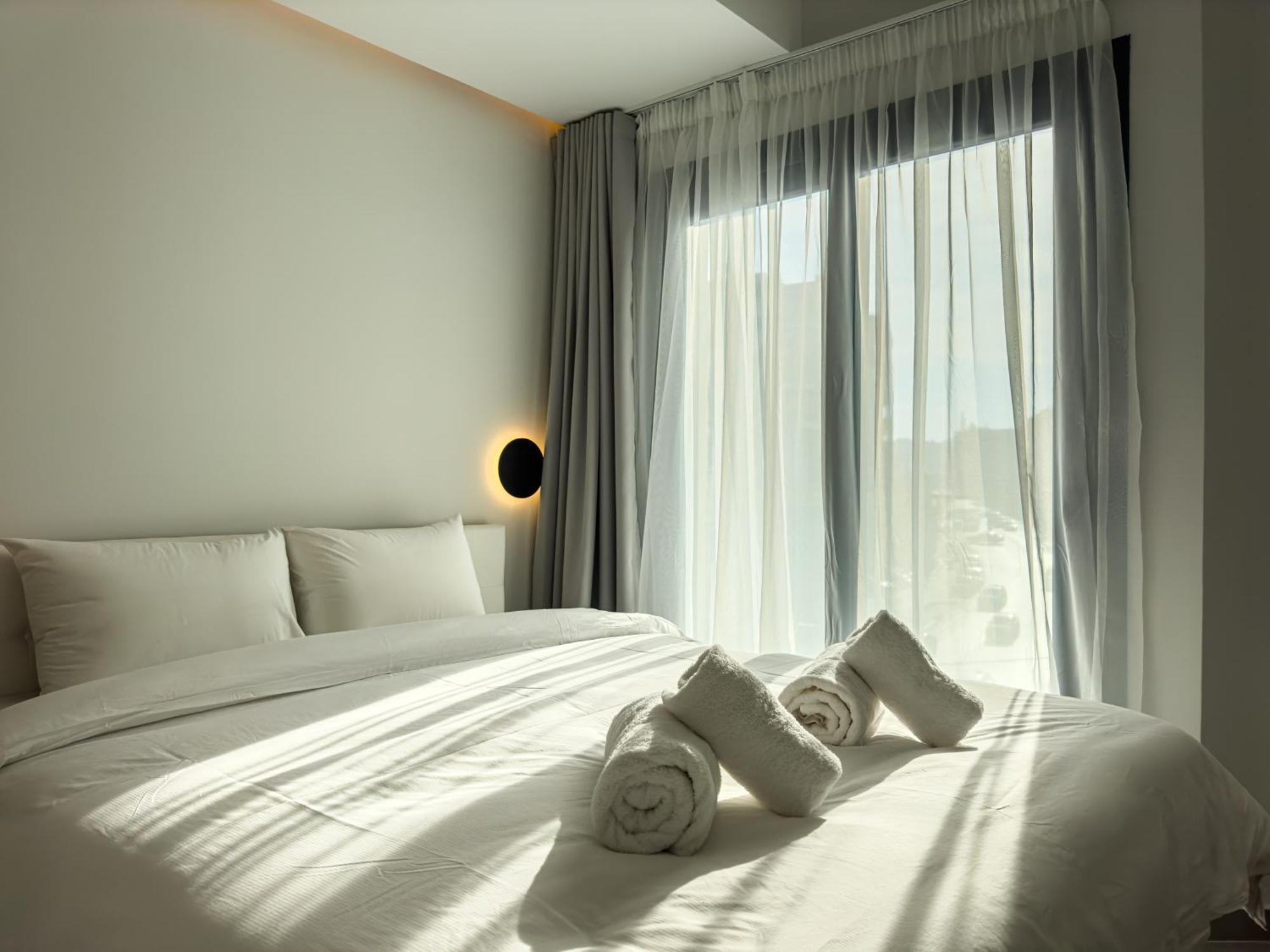 Villa 8 By Proliving Hospitality เทสซาโลนิกิ ภายนอก รูปภาพ