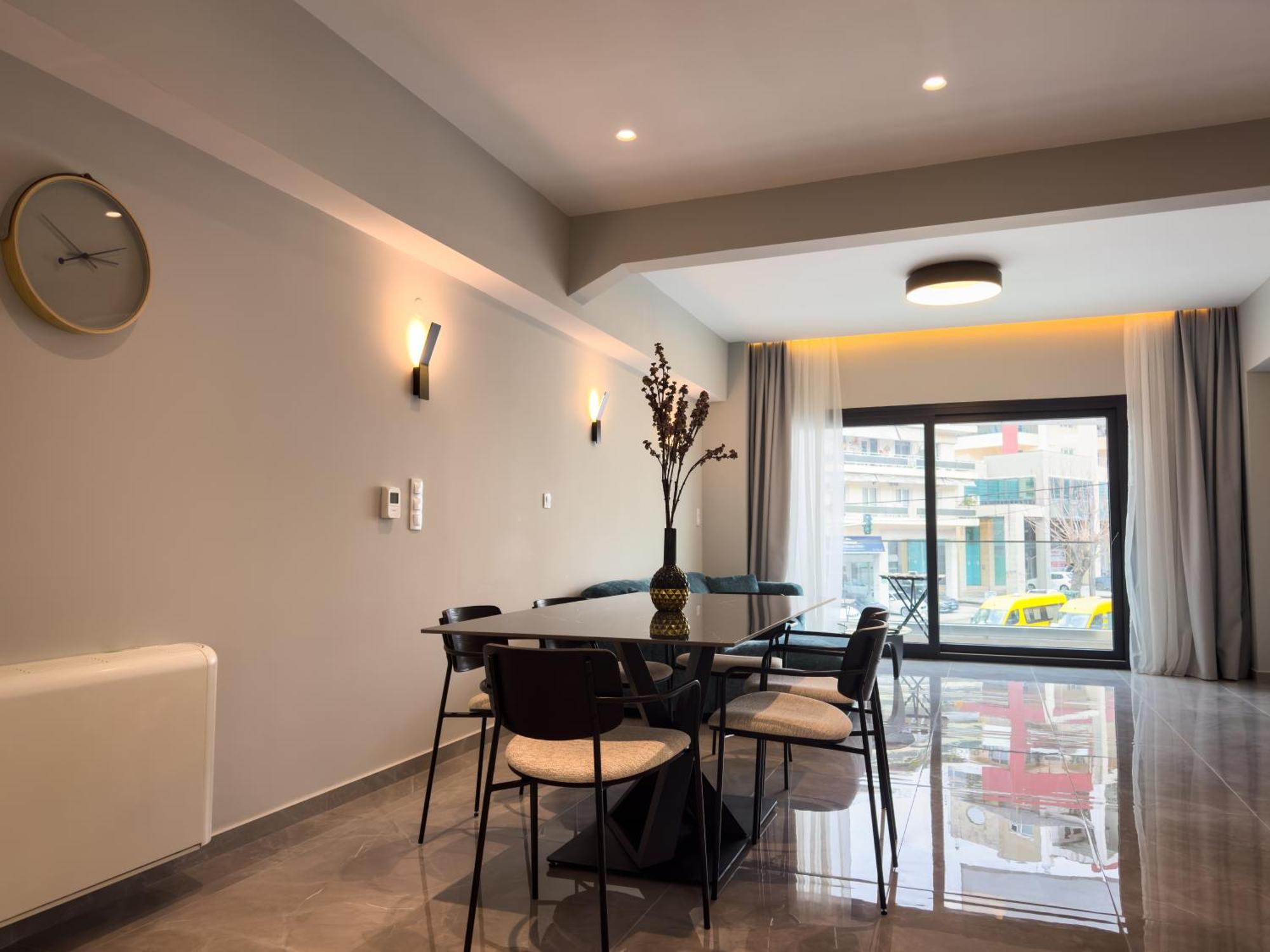 Villa 8 By Proliving Hospitality เทสซาโลนิกิ ภายนอก รูปภาพ