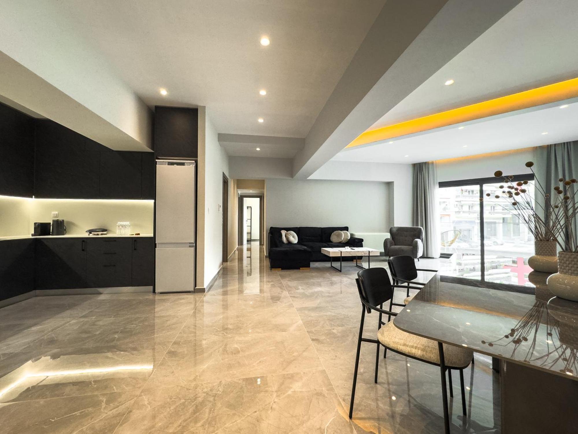Villa 8 By Proliving Hospitality เทสซาโลนิกิ ภายนอก รูปภาพ